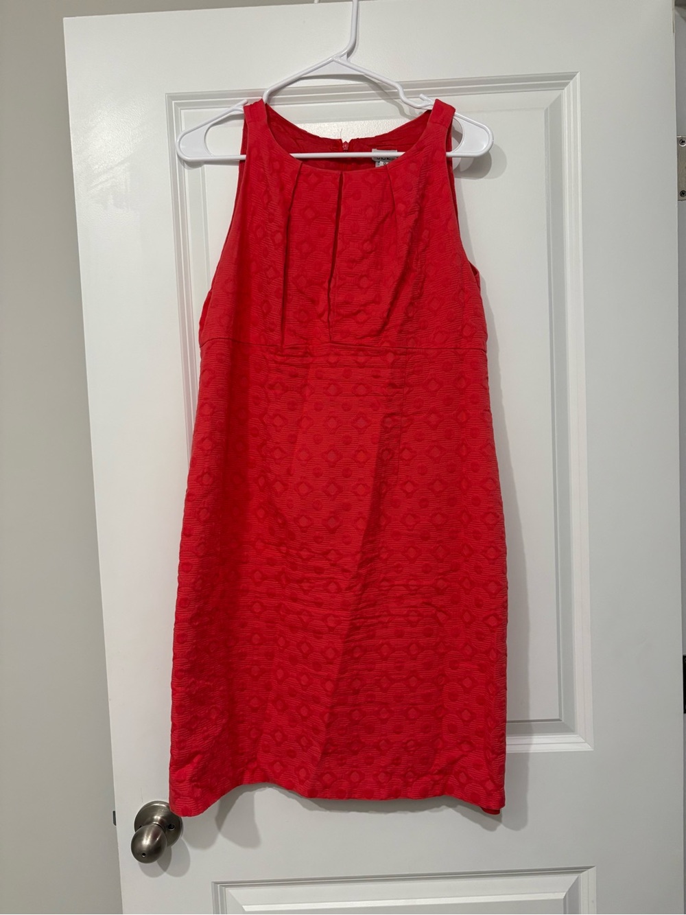 Size 12 Women’s Sleeveless Pink Textured Dress